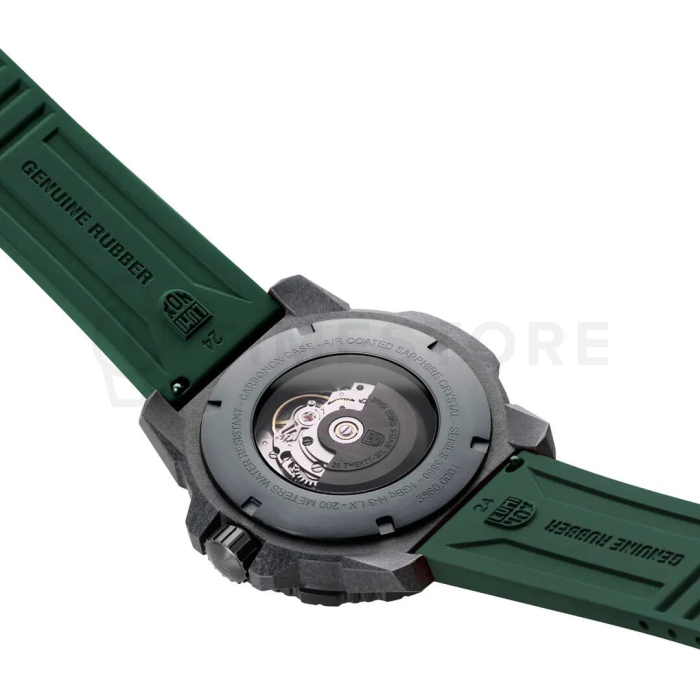 Luminox Master Carbon