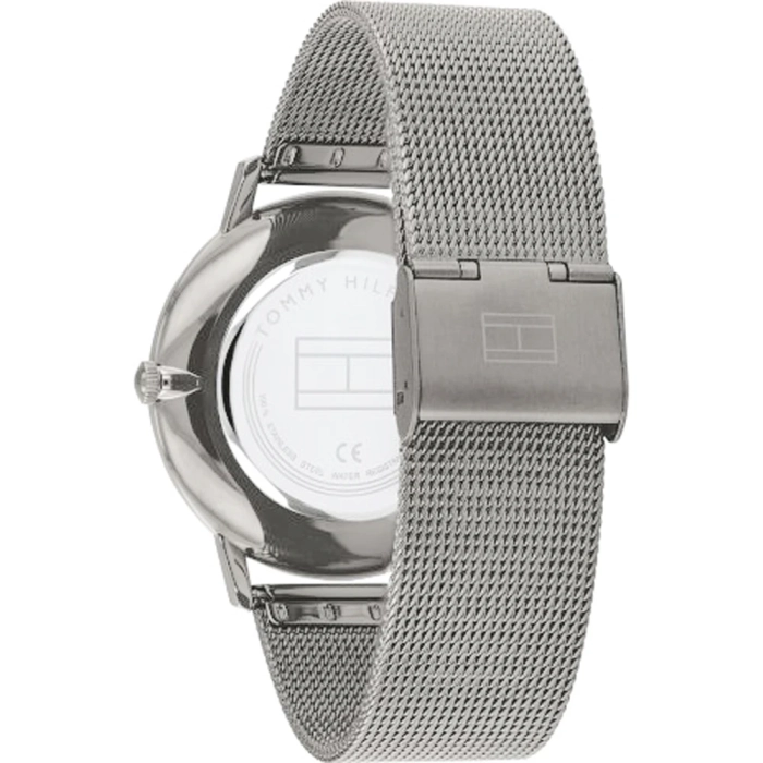 Tommy Hilfiger James